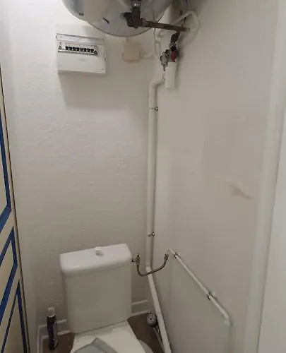 Duplex Cosy à Quelques Minutes à Pied De La Mer. *